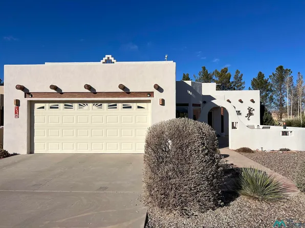 2425 Fairway Dr SE, Deming, NM 88030
