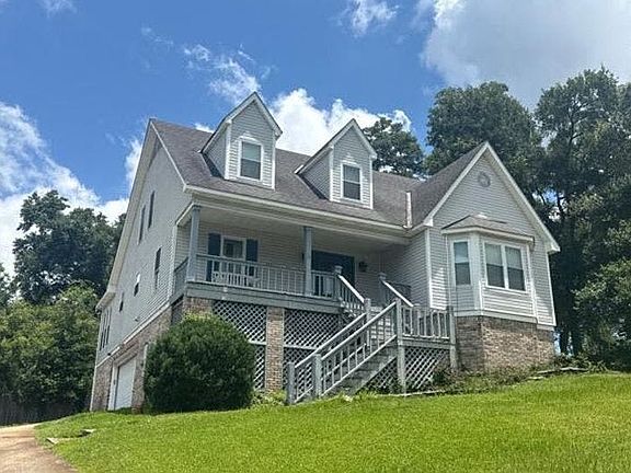 3rd image of 5804 Blue Ridge Dr S