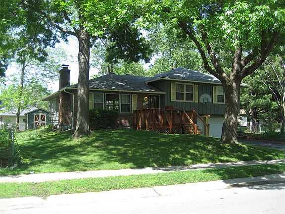 2nd image of 6408 E 136th St
