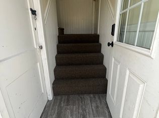 292 State St APT 1, Bristol, RI 02809