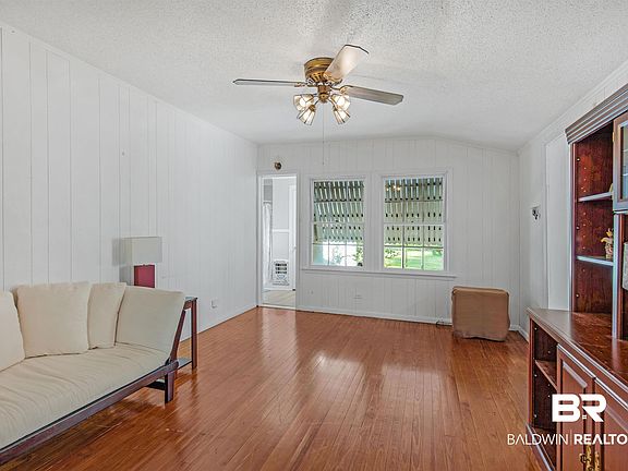 5th image of 4306 Stein Ave
