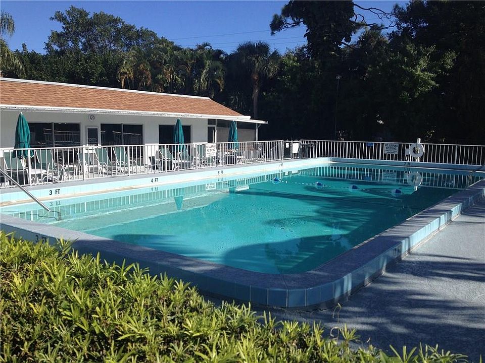 2nd image of 2950 SE Ocean Blvd APT 7-2