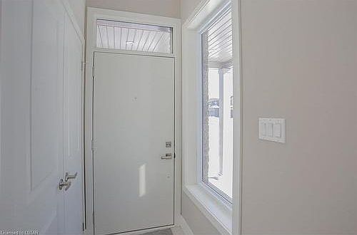 3rd image of 349 Edgevalley Rd