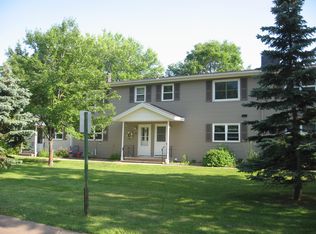 106 Mitchell Cir, Duluth, MN 55811