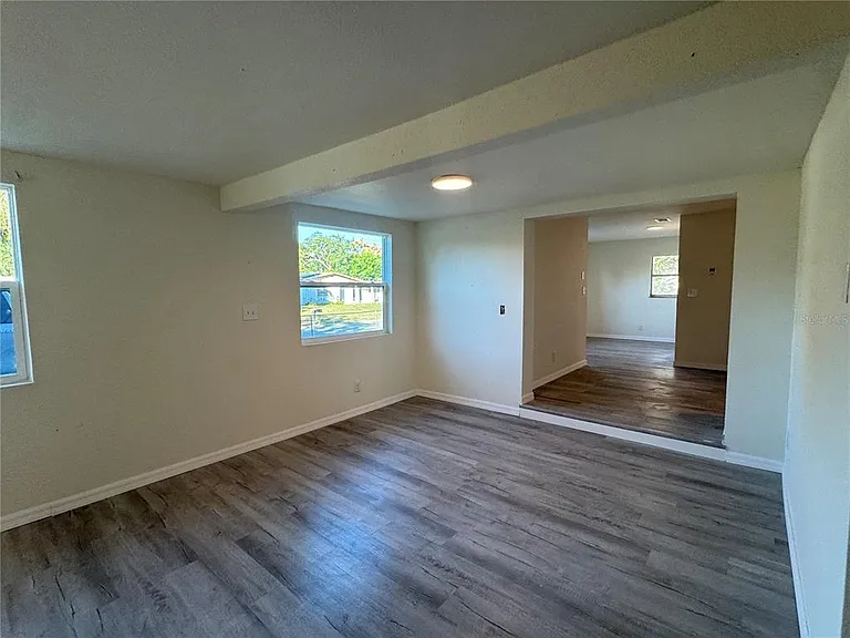 7224 Valiant Ct — Photo 14