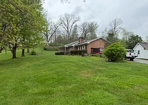 2nd image of 94 Mountain Parkway Spur Rd