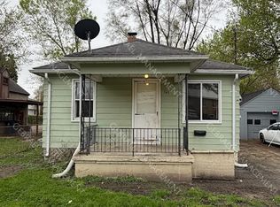 743 Neubert Ave, Flint, MI 48507