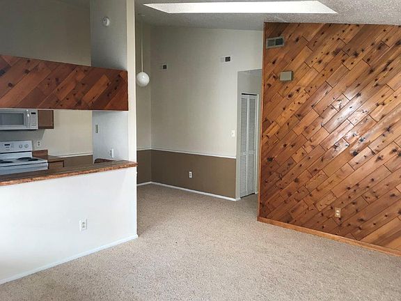 2nd image of 614 Spirit Ct