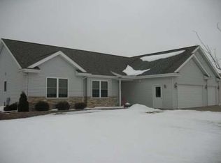 N6026 Westhaven Dr, Fond Du Lac, WI 54937