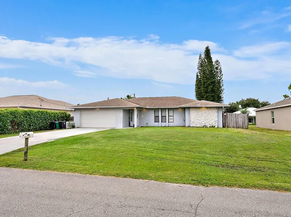 622 SW Hogan Street, Port St Lucie, FL 34983