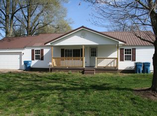 409 Oak St, East Prairie, MO 63845
