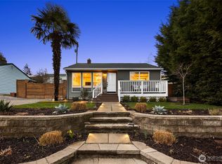 9359 32nd Ave SW, Seattle, WA 98126