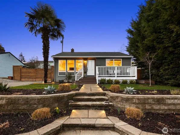 9359 32nd Avenue SW, Seattle, WA 98126
