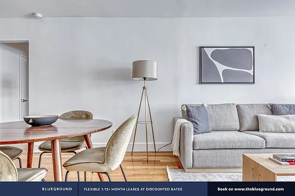 Rented by The Blueground | media 8