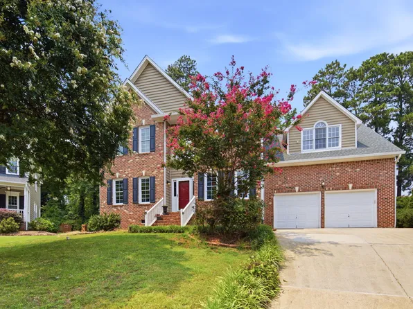 102 Pine Stroll Dr, Cary, NC 27519