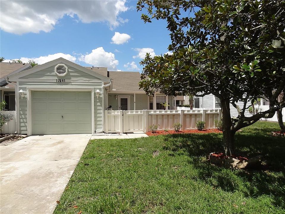 1st image of 12541 Knollbrook Ln