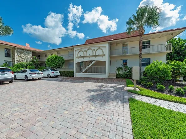 1200 Cherrystone CT #B211, NAPLES, FL 34102