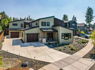 19325 SW Marshmallow Pl, Bend, OR 97702