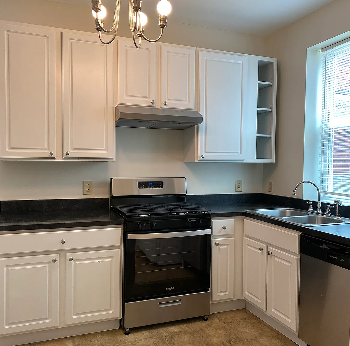 1 bed, $1,100 — Photo 1