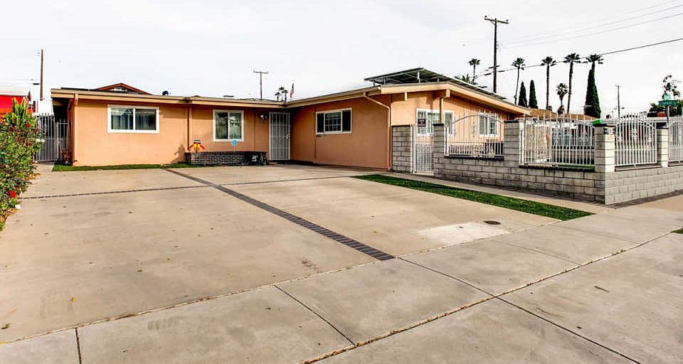 1st image of 591 Cochran Ave