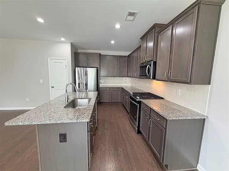 1769 Sanford Dr NW — Photo 8
