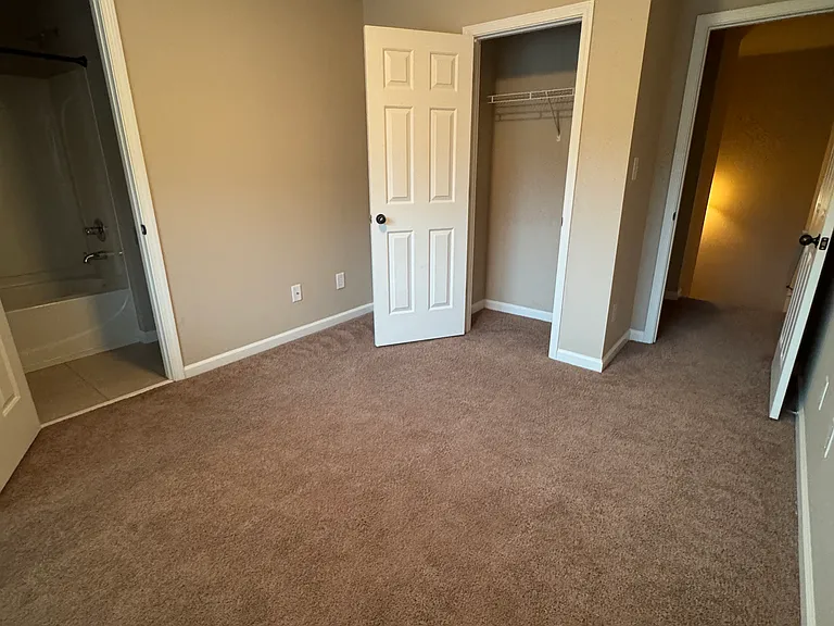 1043 Nightfall Ct NW — Photo 9
