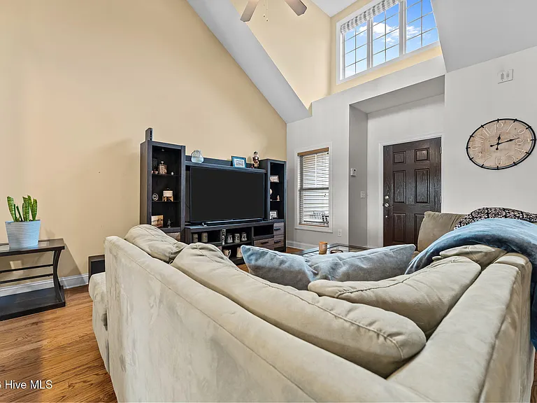 41 Cypress Cir — Photo 9