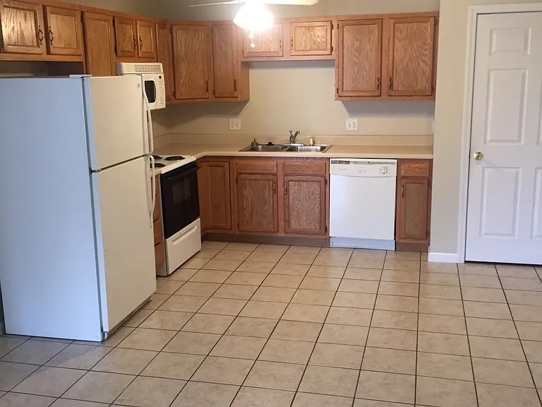 116 Lou Ann Dr #1 — Photo 2