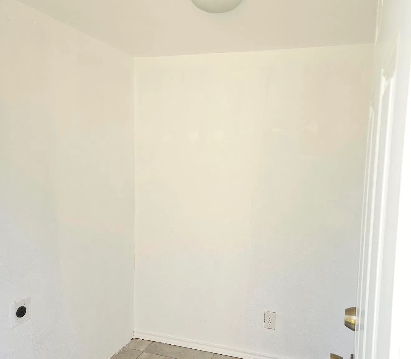 1 bed, 800 sqft, $650 — Photo 1
