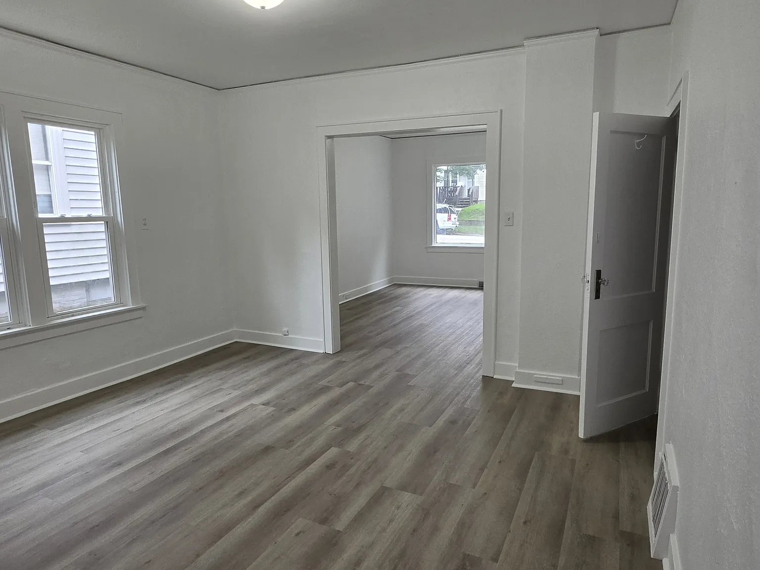 1539/1541 South 10th Street - 1539 — Photo 3