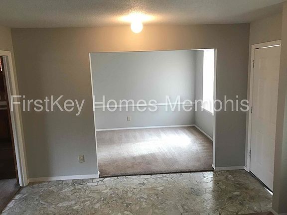 5th image of 5066 Cromwell Ave