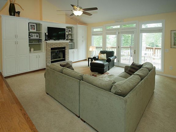 16070 Prairie Ronde-104