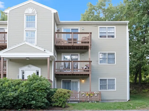 361 Aiken Ave APT 2, Lowell, MA 01850
