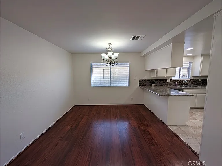 845 W Olive Ave #B — Photo 10