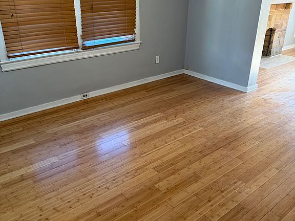 4th image of 212 Republic St