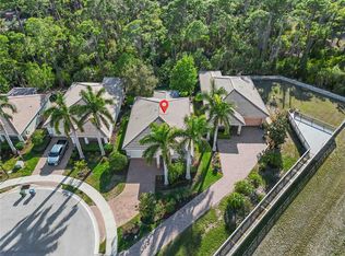 9707 Nostalgia Pl, Englewood, FL 34223