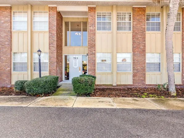 723 Perkins St APT 204, Leesburg, FL 34748