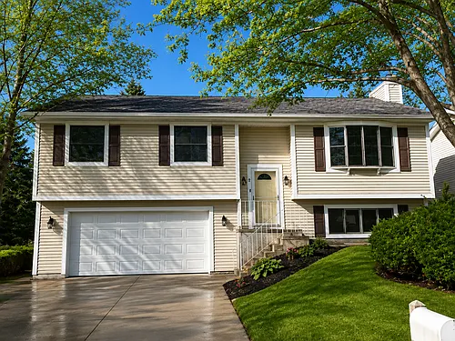 2 Crossbridge Ct Photo 1