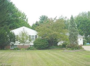 5701 Caranor Dr, Kent, OH 44240