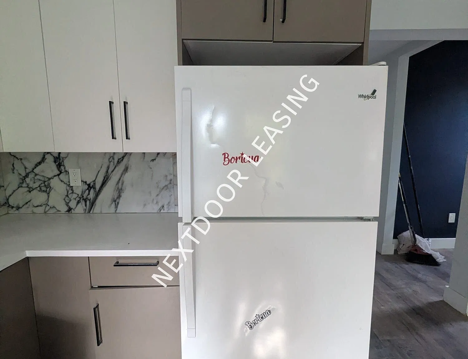 28 E 47th St — Photo 4