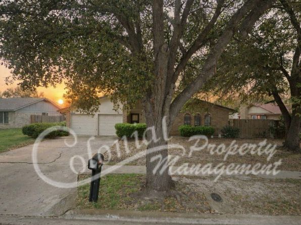 2004 Sunset St