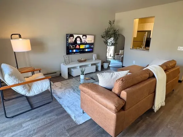 2029 Greenway Cros, Madison, WI 53713