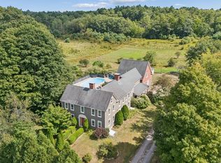 114 County Rd, Gorham, ME 04038