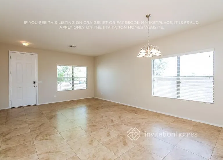 2757 W San Carlos Ln — Photo 7