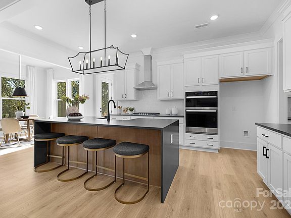 4th image of 13032 Arnold Palmer Cir #1052