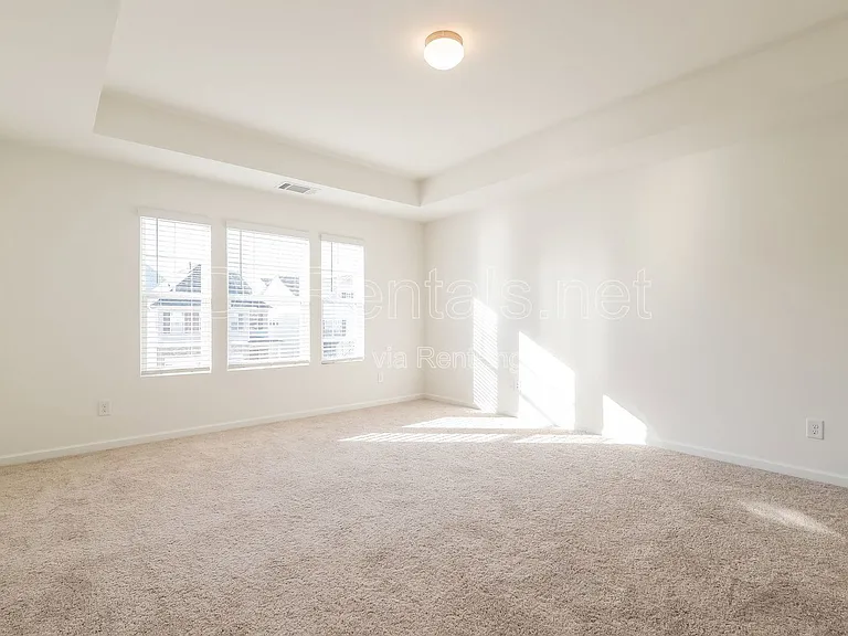 131 Shelter Ln E — Photo 13