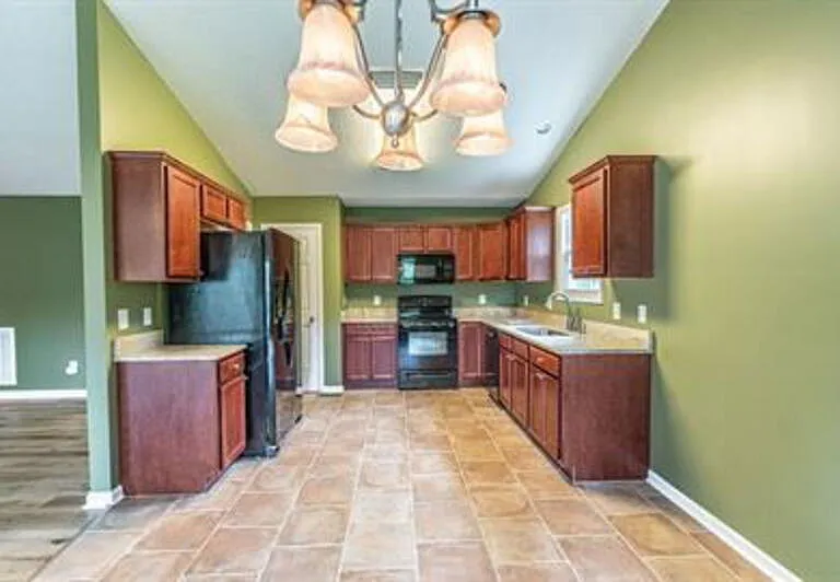 428 Green Links Dr — Photo 13