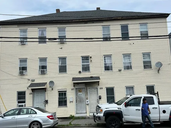 125-129 Salem St, Lowell, MA 01854