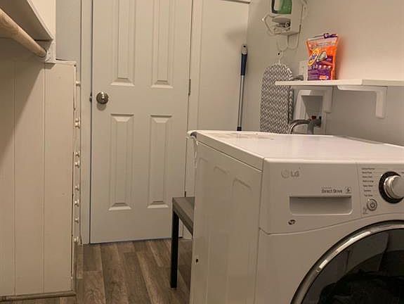 5th image of 821 Wax Myrtle Ln Unit A-1