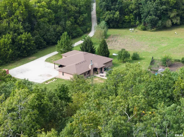802 E Santa Fe Rd, Chillicothe, IL 61523